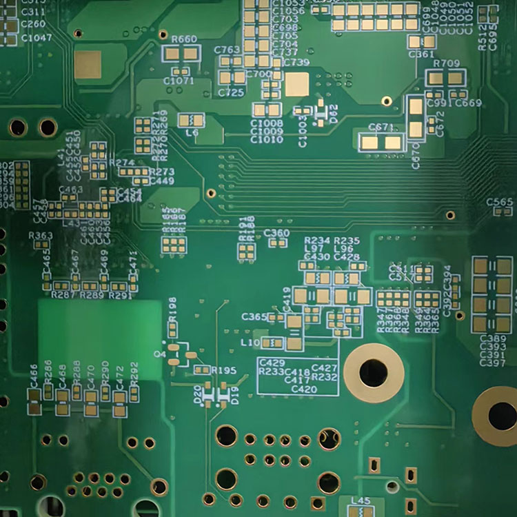 Cosa rende il PCB HDI la chiave per le prestazioni elettroniche ad alta densità?